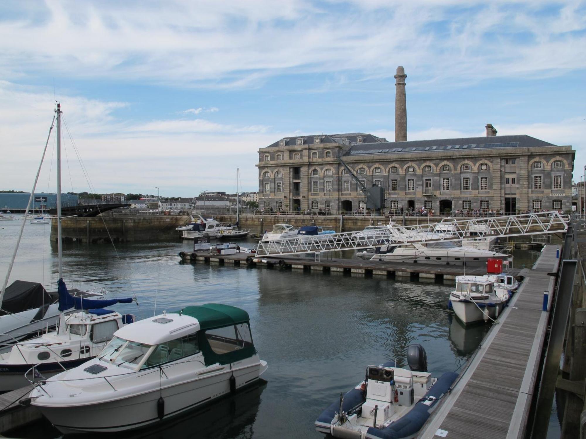 Апартаменты 45 Brewhouse - Royal William Yard Плаймаут Экстерьер фото
